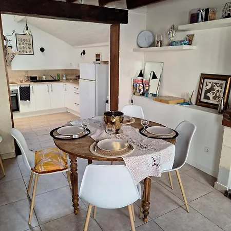 Cozy Townhouse Bagneux Dom wakacyjny Saumur